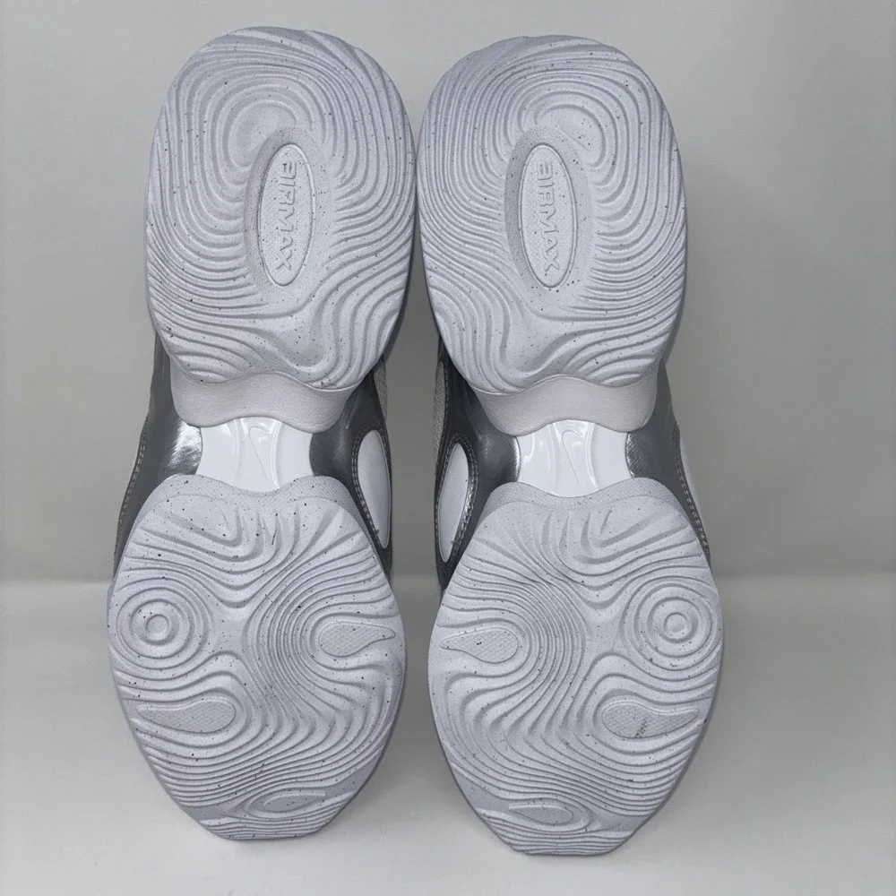 Nike Air Max Muse White Metallic Silver Sneaker FV1920-100 Women's Size 10